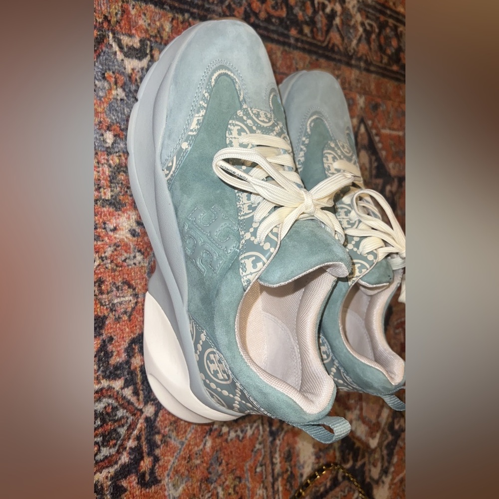 Tory Burch tennis shoes size 8 worn once